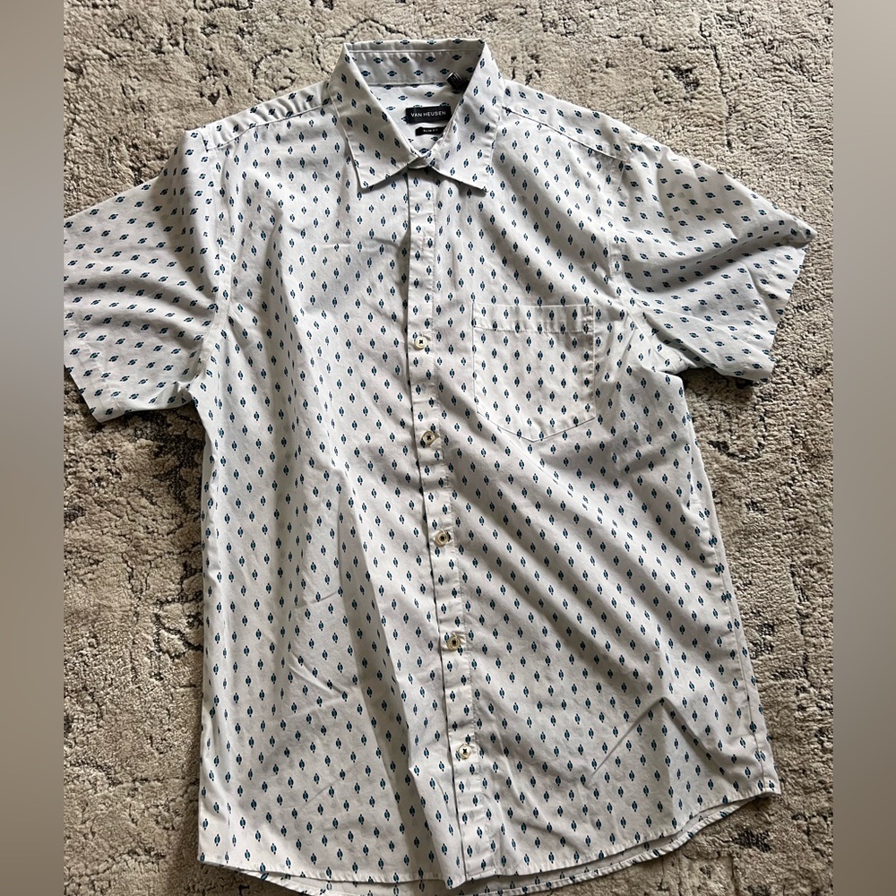 Men's White and Blue Patterned Shirt